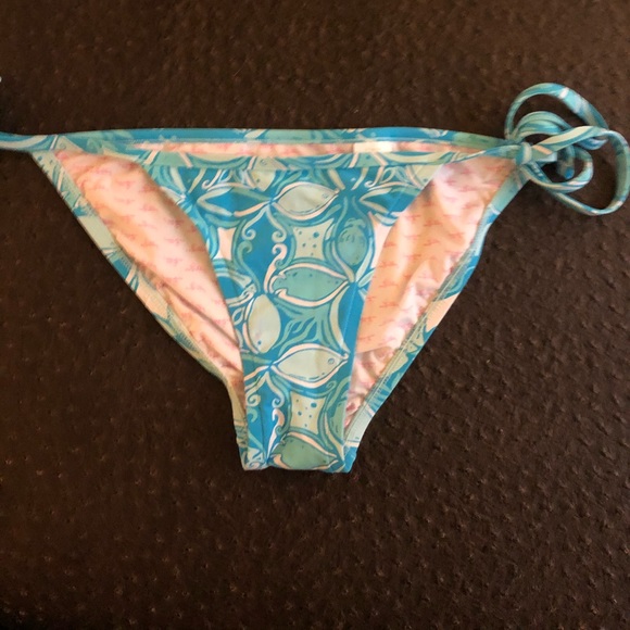 Lilly Pulitzer swim bottoms- size XS